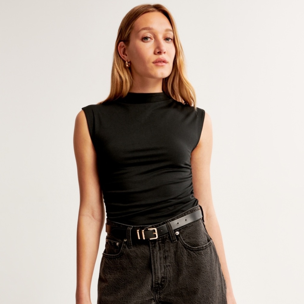A&F Paloma Top